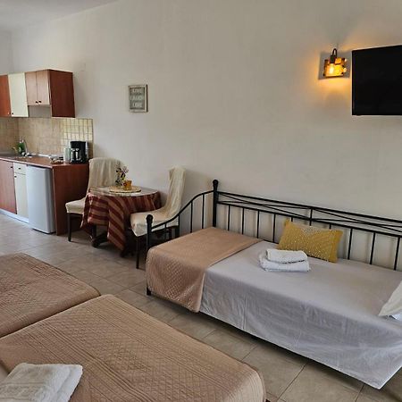 Apollonio Suites & Rooms Faliraki Rhodes ภายนอก รูปภาพ